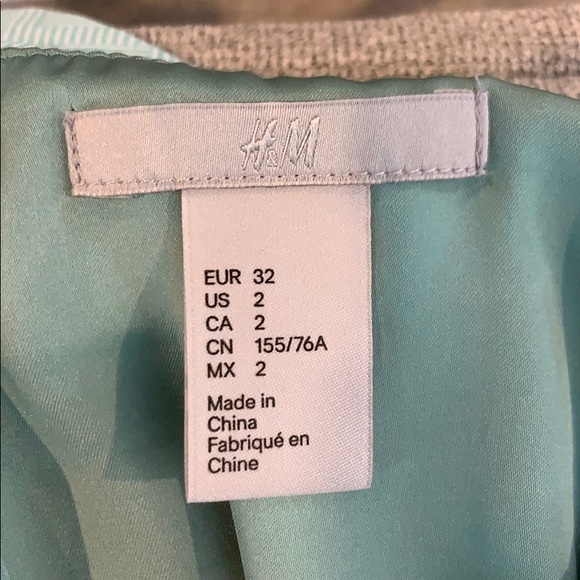 Turquoise floral halter top - Picture 3 of 4